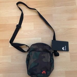 Nike sb shoulder bag